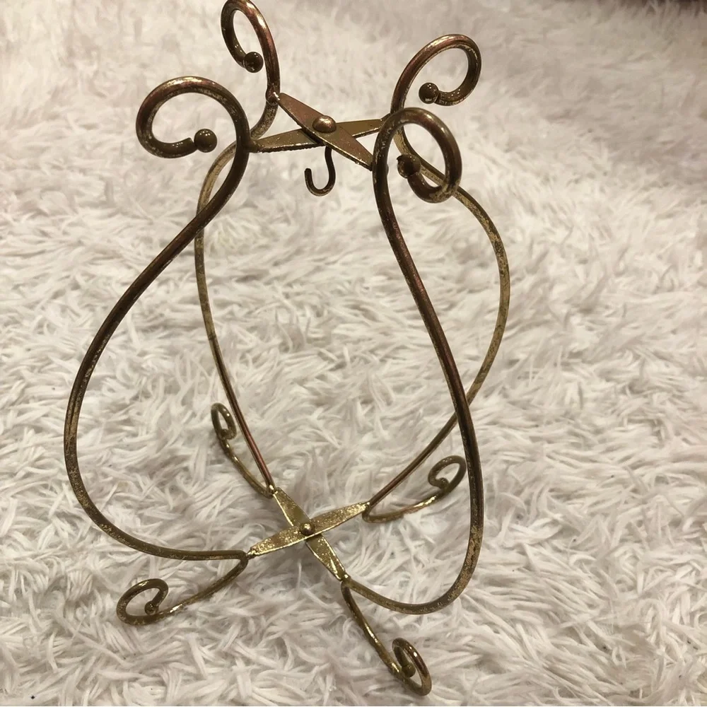 Pier 1 Single Gold Ornament Stand Holder